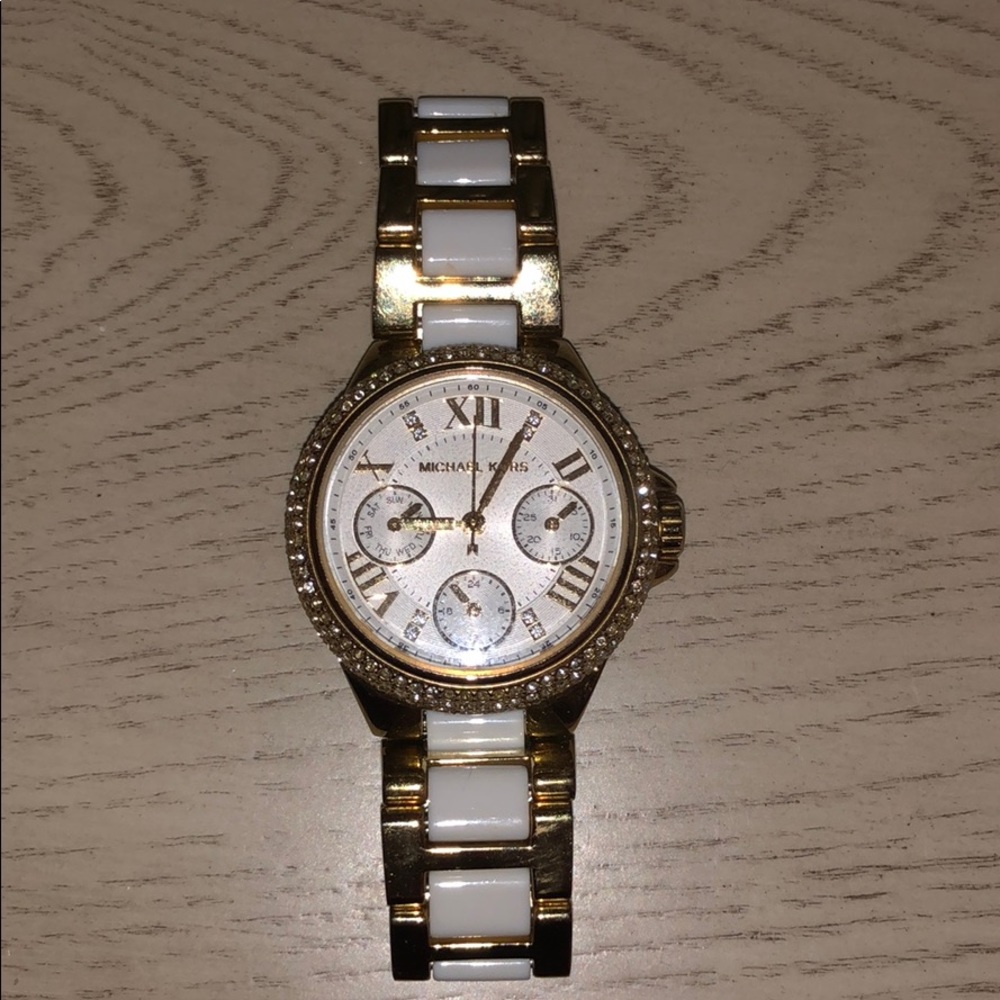 Gold& White MK watch